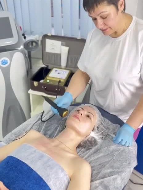 Ультразвуковая процедура для лица